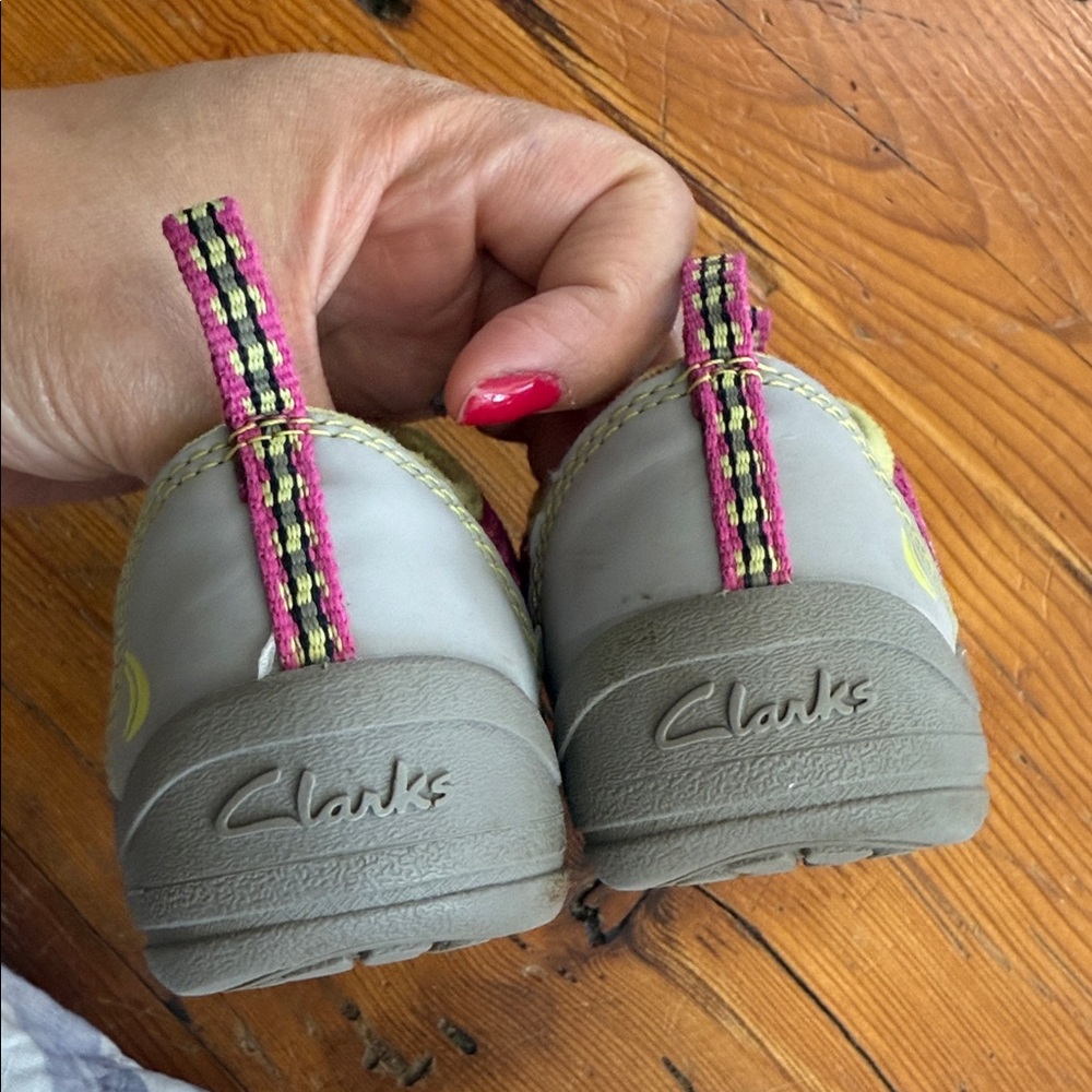 Clarks Kids' Girl Pink and Gray Sneakers Toddler Size 7.5 - Picture 7 of 10